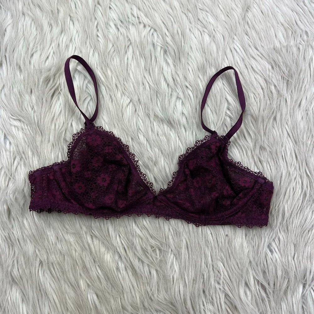 Victoria's Secret Lace Un-Lined Under Wire Bralette Bra